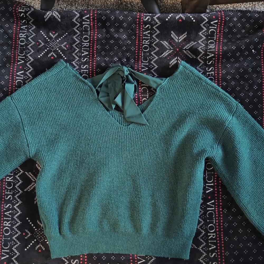 Chic Teal Off-the-Shoulder Sweater